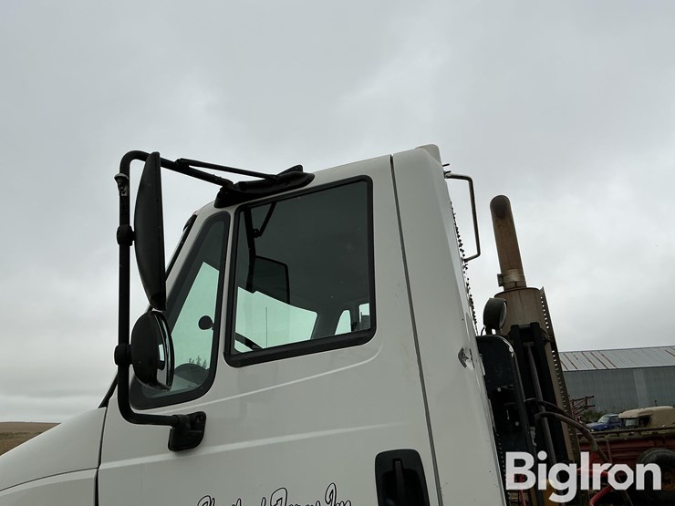 2005-international-8600-image-19