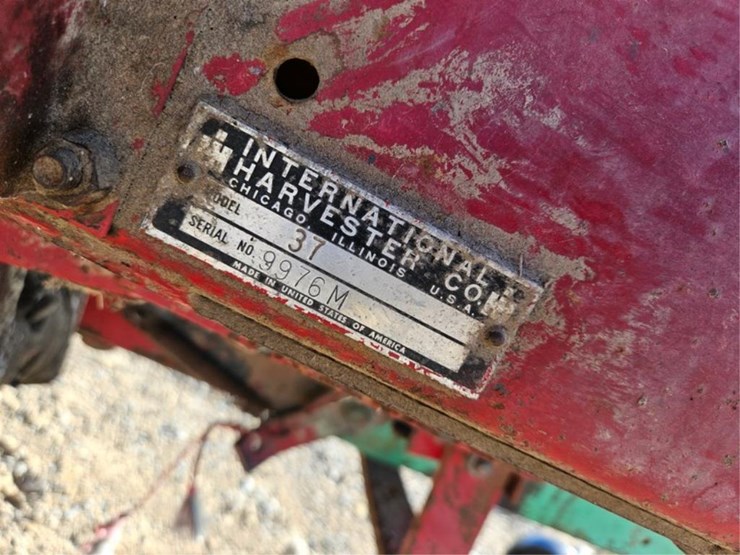 international-37-image-37