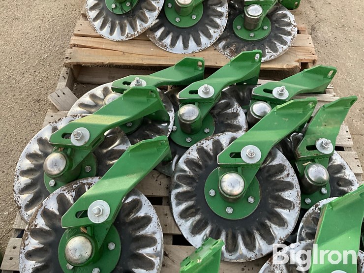 2022-john-deere-1795-image-16