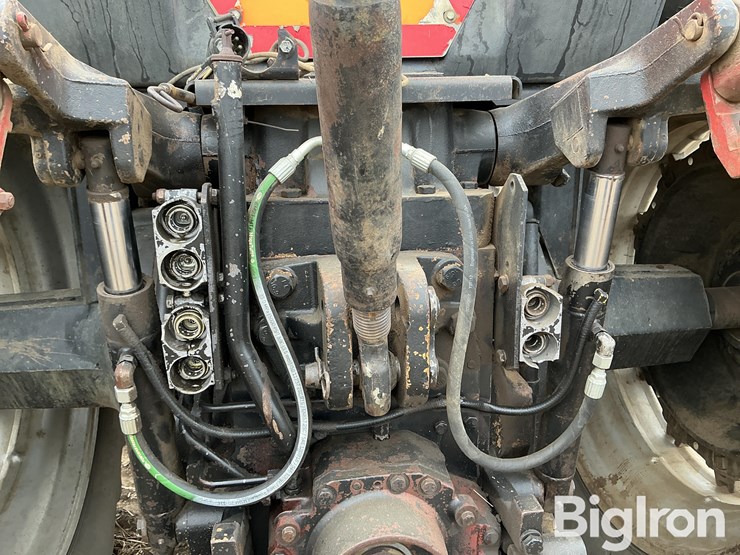 1990-case-ih-7140-image-11