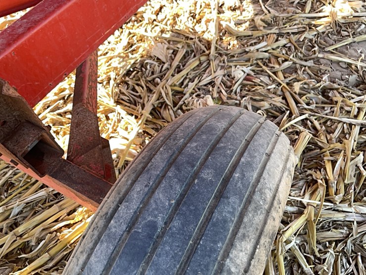 unverferth-mccurdy-275-image-13