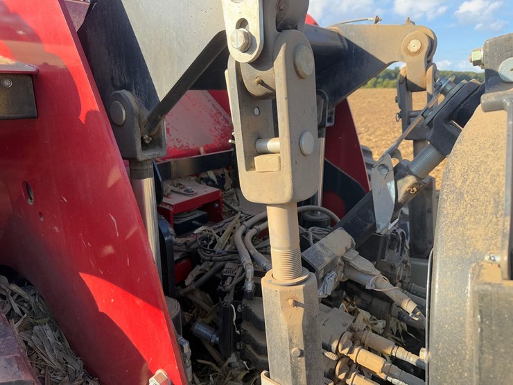 2023-case-ih-540-image-32