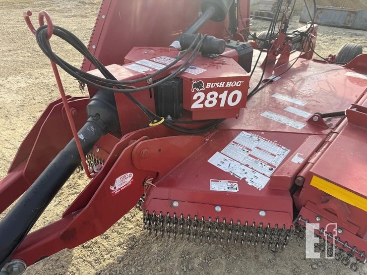 bush-hog-2810-image-10