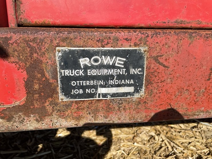 ih-load-star-1600-single-axle-grain-truck-image-10