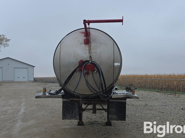 1985-walker-tanker-image-2