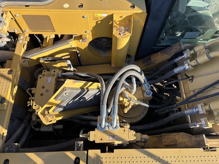 2014-caterpillar-336el-image-31