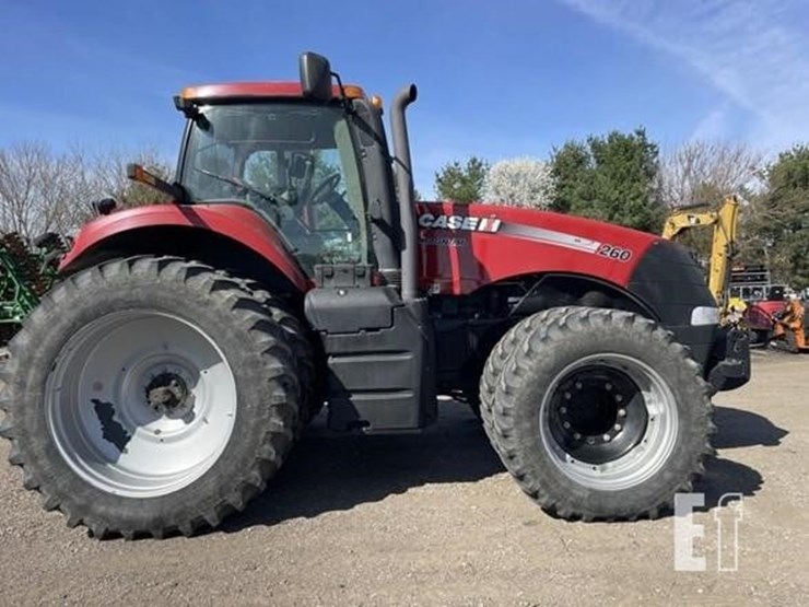 2012-case-ih-magnum-260-image-3