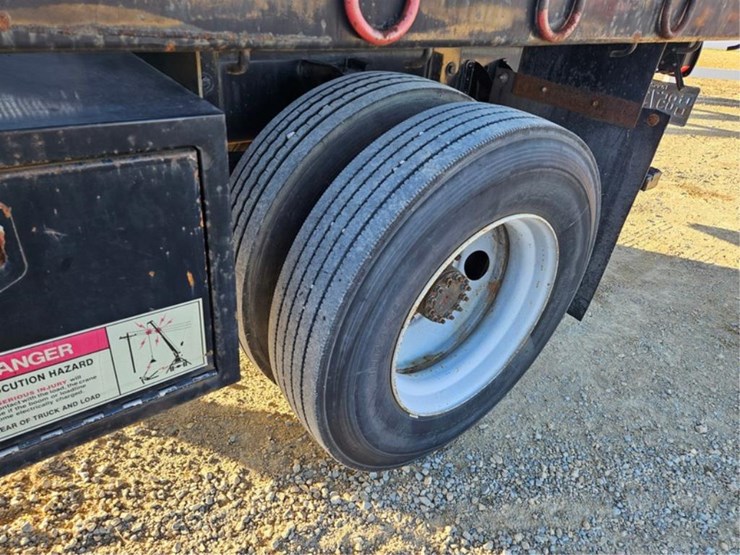 1997-imt-5200-image-57