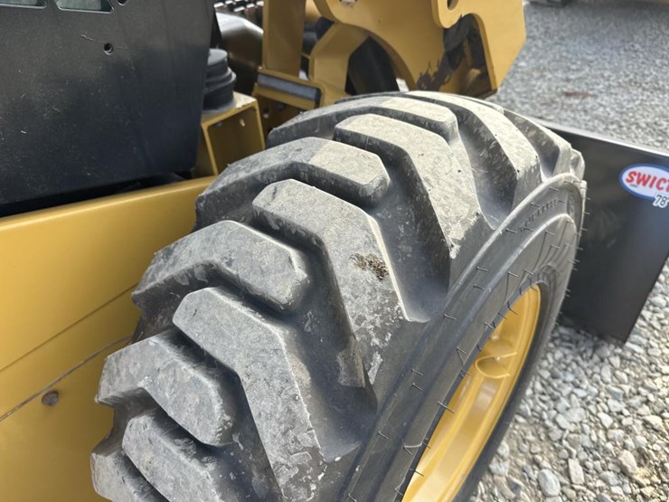 caterpillar-236d3-image-49