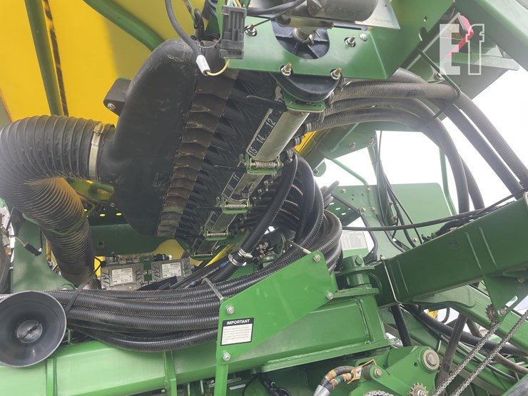 2012-john-deere-1790-image-18