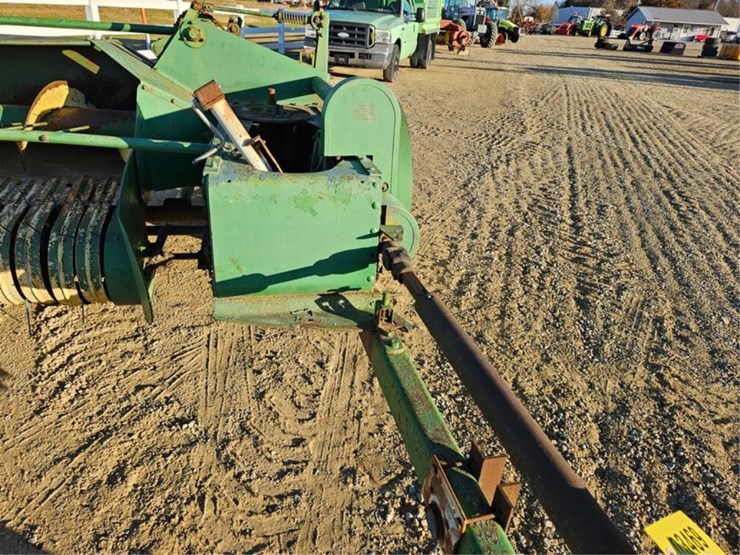 john-deere-14t-image-11