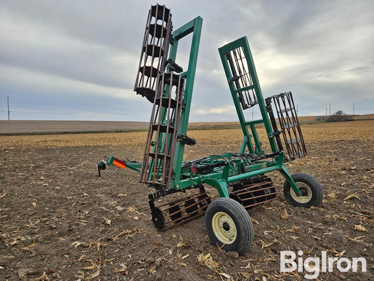 great-plains-2330sc-30'-wide-seedbed-conditioner-image-7