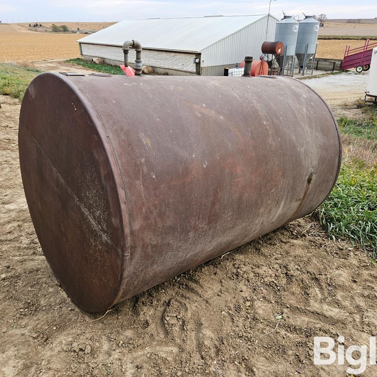 Eaton Metal Products 500-Gal Fuel Barrel