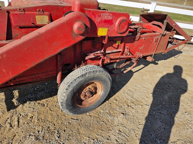 new-holland-68-image-16