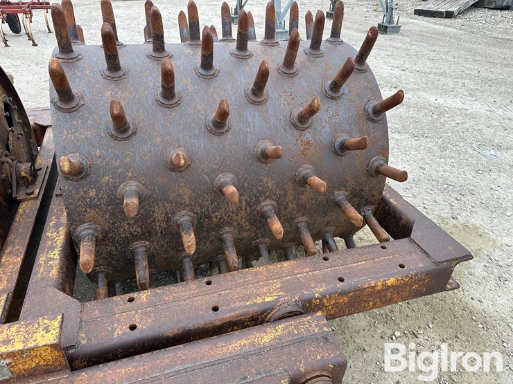 pull-type-double-drum-sheepsfoot-compactor-image-17