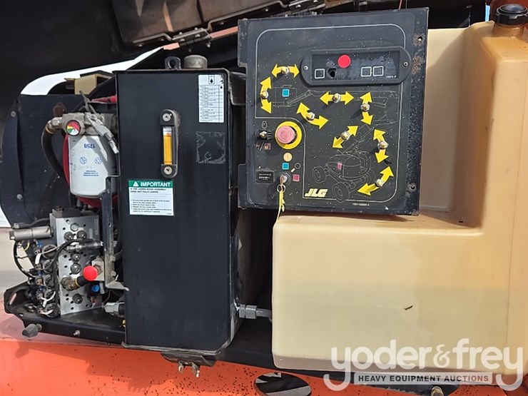 2015-jlg-600aj-image-117