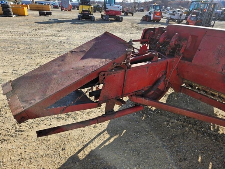 new-holland-68-image-19