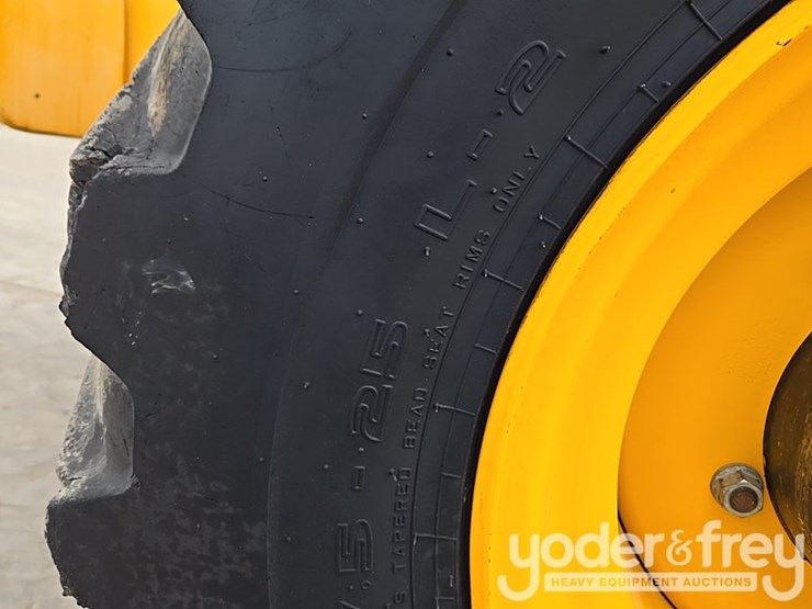 2017-jcb-510-56-image-32