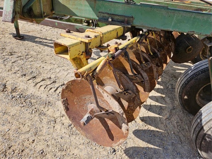 john-deere-230-image-27