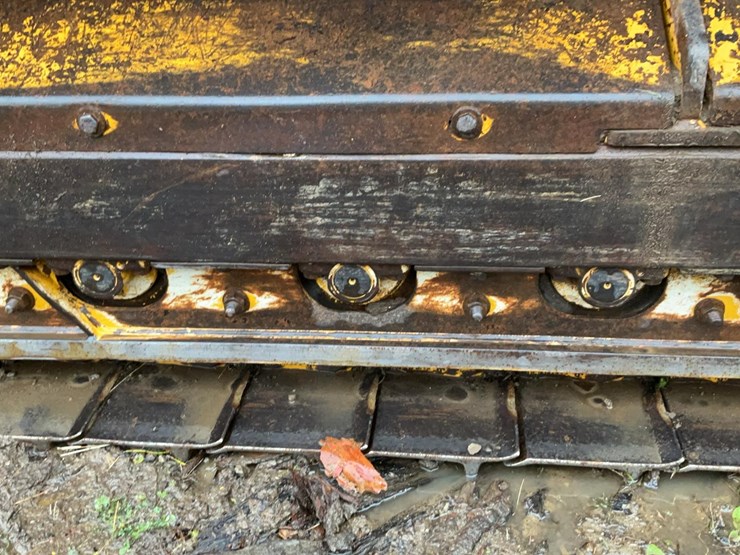 2016-deere-550k-lgp-image-33