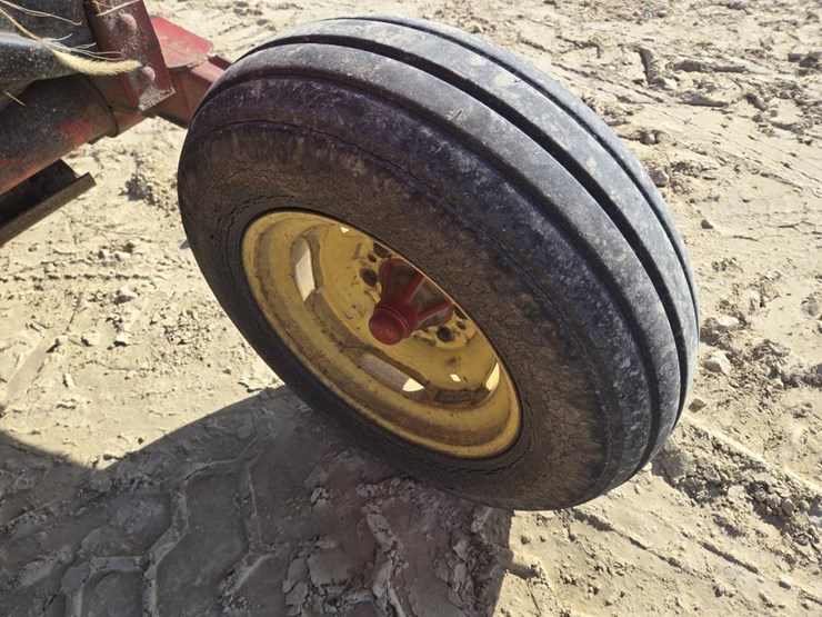 new-holland-489-image-7