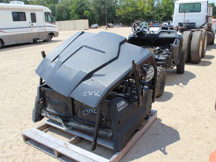 2014-honda-pioneer-700-image-3