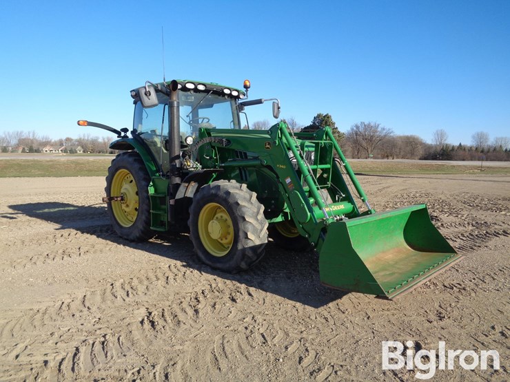 2013-john-deere-6150r-image-3