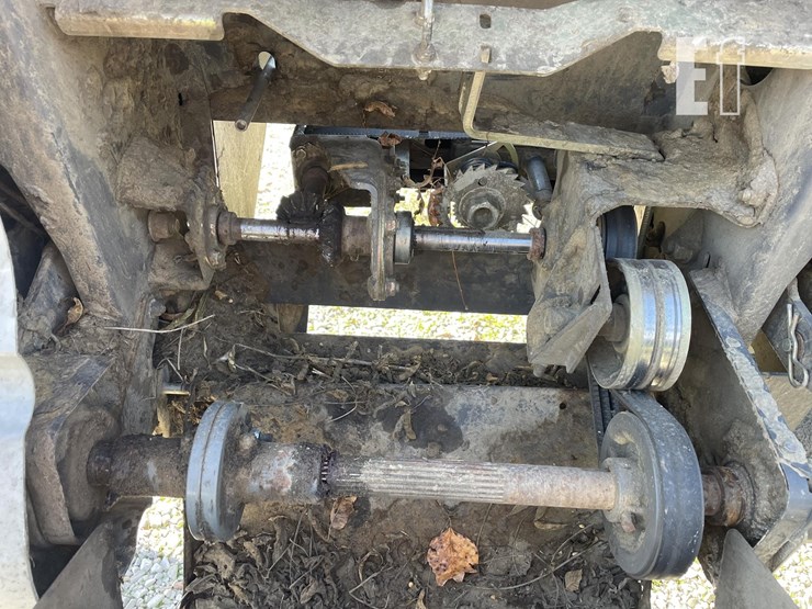 2013-gleaner-9250-image-9