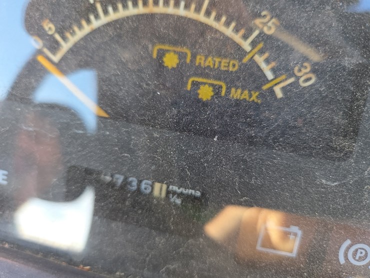 1996-john-deere-1070-image-35