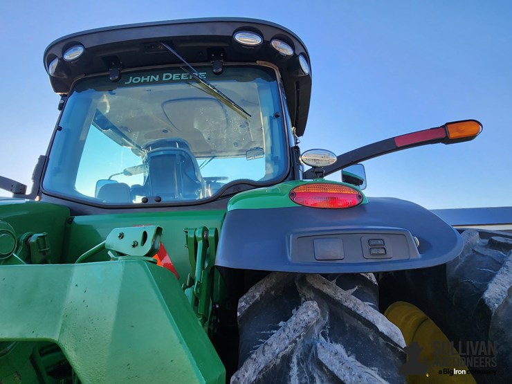 2014-john-deere-8370r-image-15
