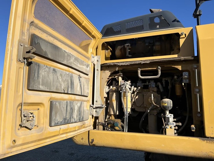 2014-caterpillar-336el-image-48