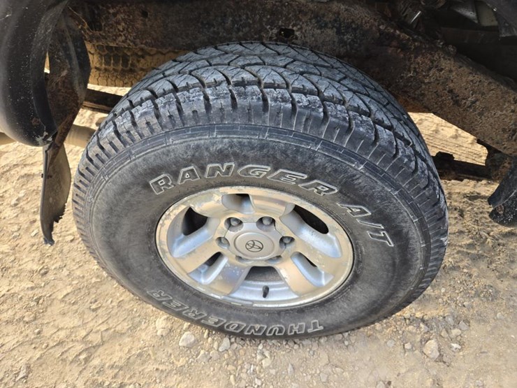 2000-toyota-tacoma-image-5