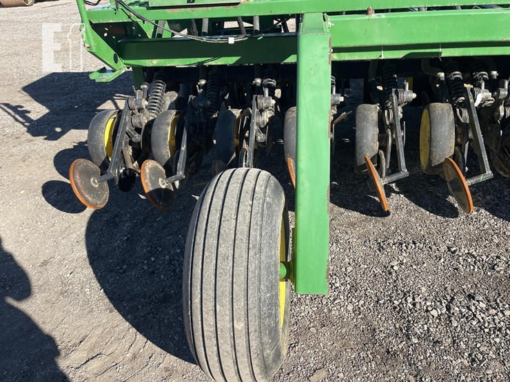 1997-john-deere-750-image-30