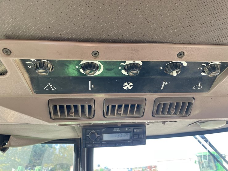 1988-john-deere-4850-image-26