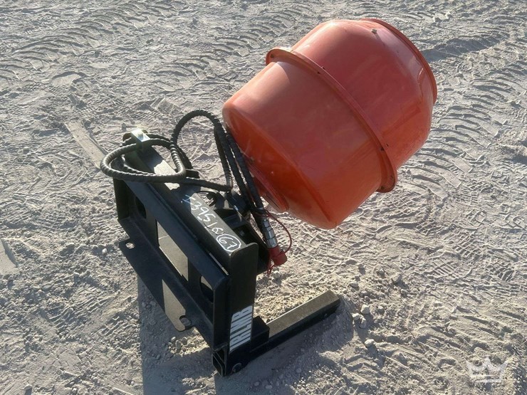 concrete-mixer-skid-steer-attachment-image-4