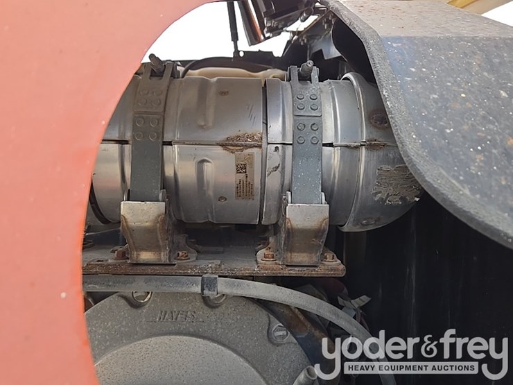 2015-jlg-600aj-image-102