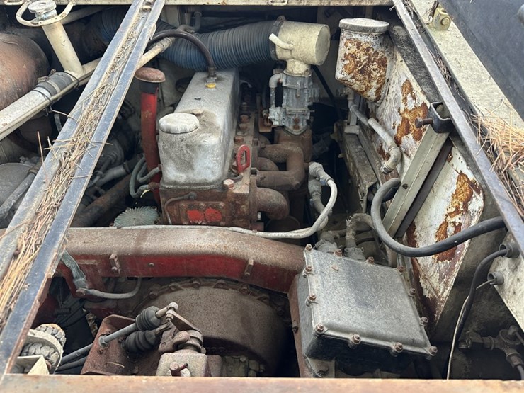 2118-ford-300-image-37