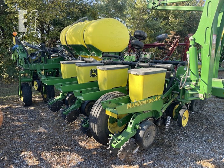 2011-john-deere-1770nt-image-3
