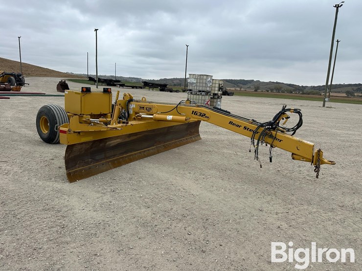 2016-landoll-1632rs-pull-type-grader/blade-image-3