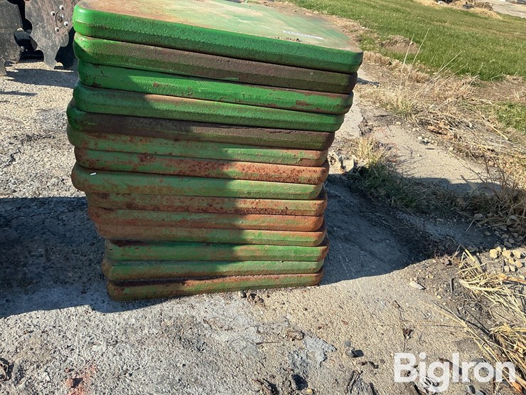 john-deere-100-image-2