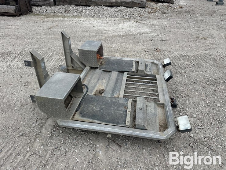 pro-tech-aluminum-headache/storage-rack-image-6