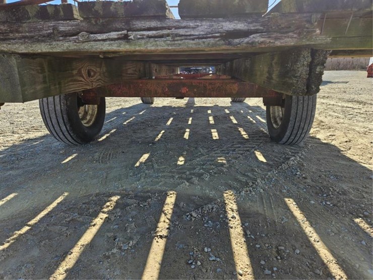 #3346-•-8'-x-16'-bale-wagon-image-12