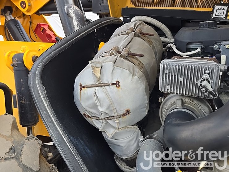 2017-jcb-510-56-image-89