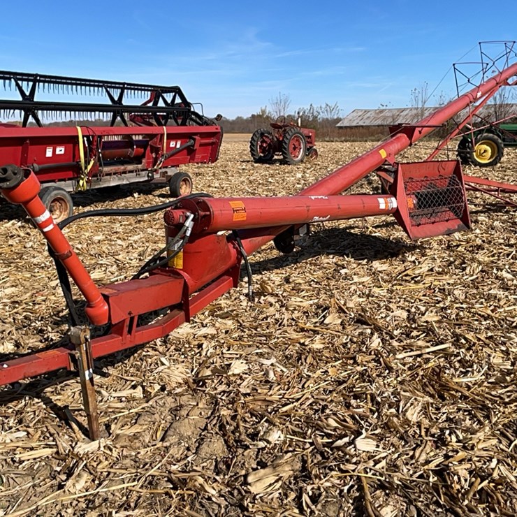 8”x60’ Feterl swing away auger