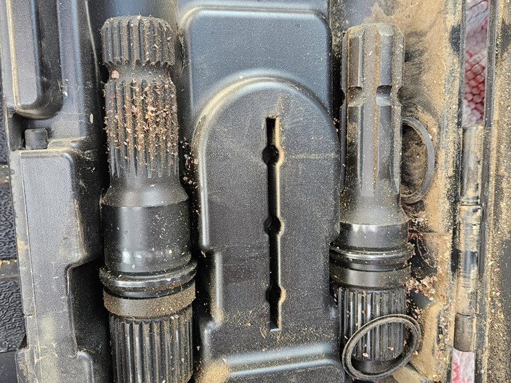 2015-case-ih-magnum-280-image-14