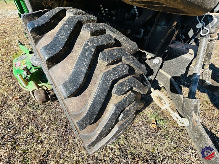 2016-john-deere-1025r-image-61