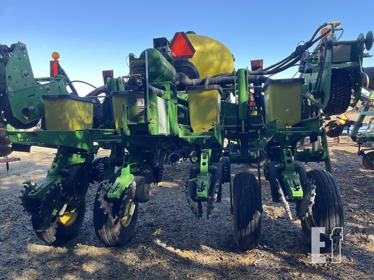 2011-john-deere-1770nt-image-22