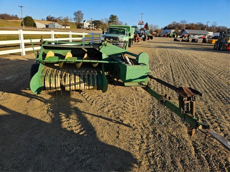 john-deere-14t-image-8