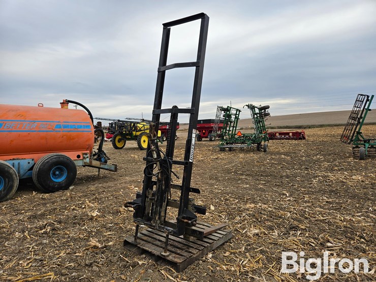 gnuse-f-40-3-pt-forklift-image-5