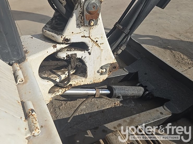 bobcat-331g-image-28